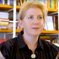 Clare-Mackintosh-762