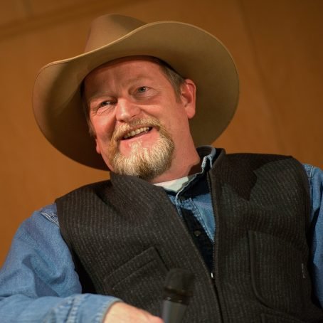 Craig-Johnson-902