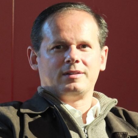 Jos-Rodrigues-Dos-Santos-925